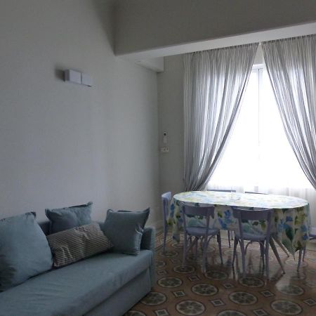 Maresuite Albissola Marina Luaran gambar
