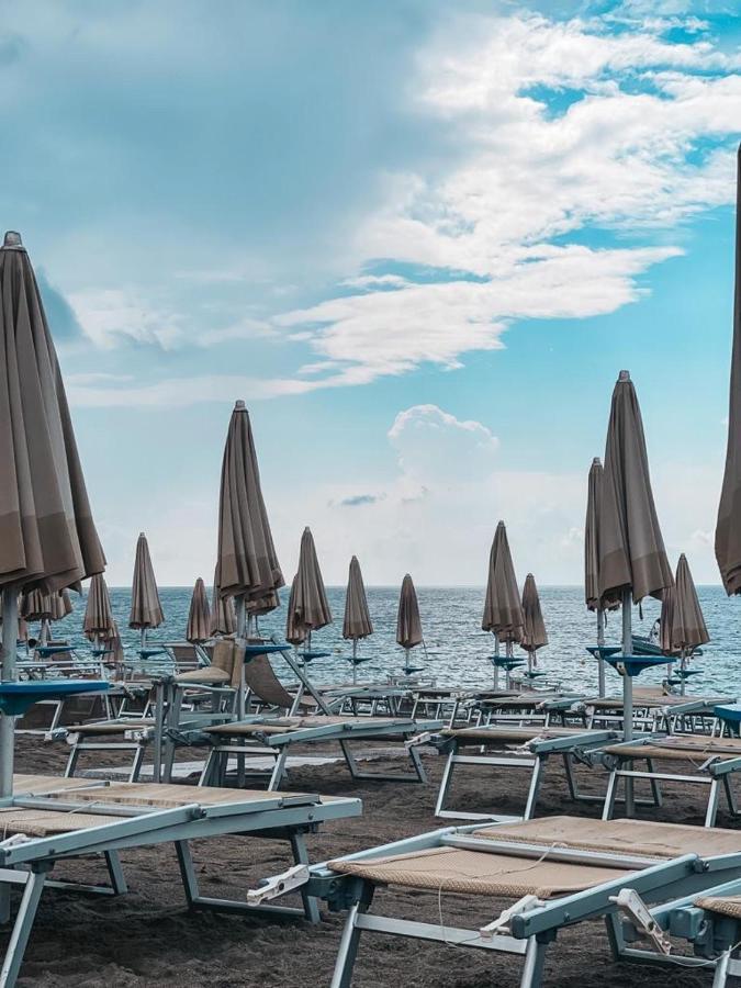Maresuite Albissola Marina Luaran gambar